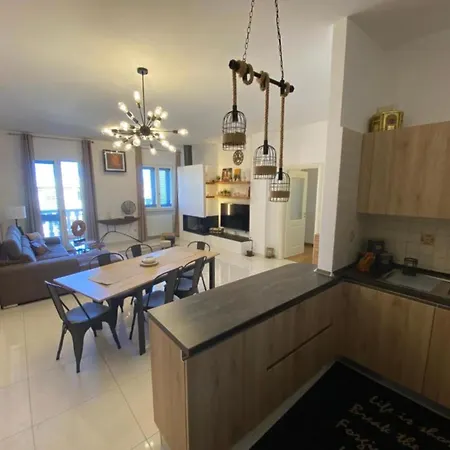 Divina Apartment